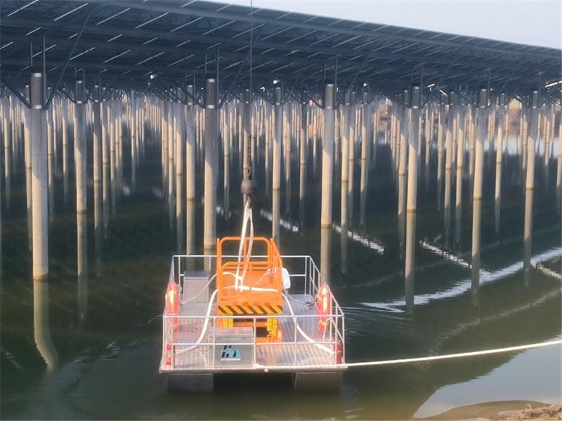 成都光伏檢修船